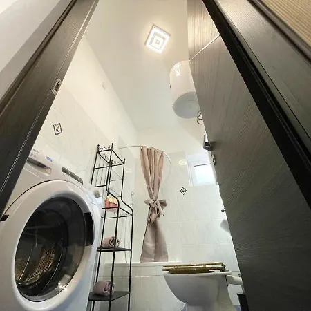 Lejlighed Mini Palais - Beachfront, 5 Min Center