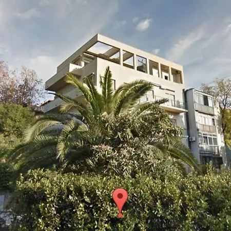 Mini Palais - Beachfront, 5 Min Center, Terrace Split